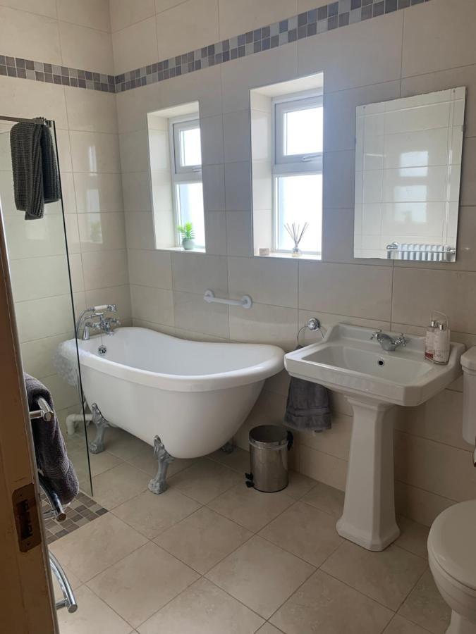 Wild Atlantic Way Cottage Dooagh 外观 照片