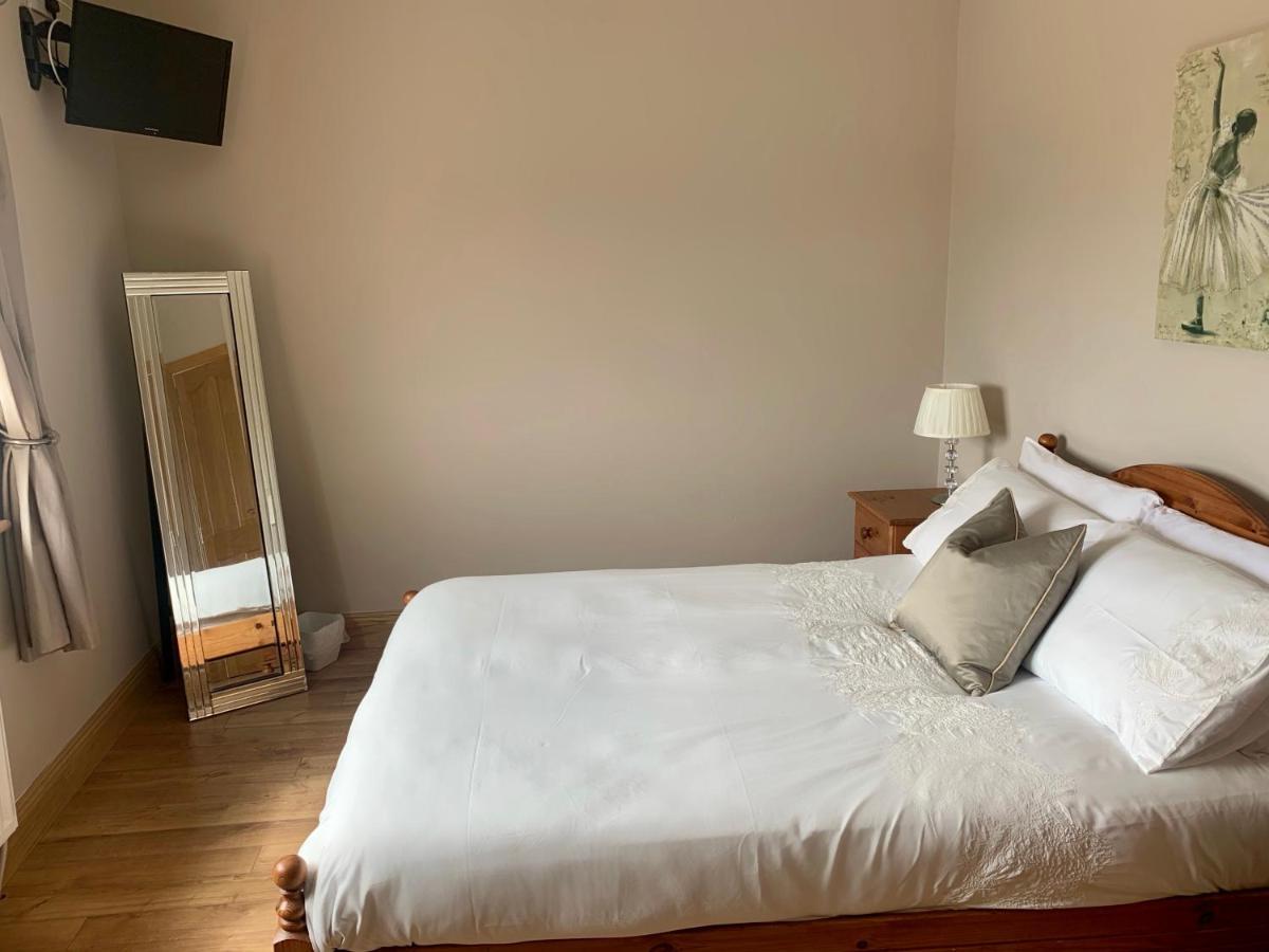 Wild Atlantic Way Cottage Dooagh 外观 照片
