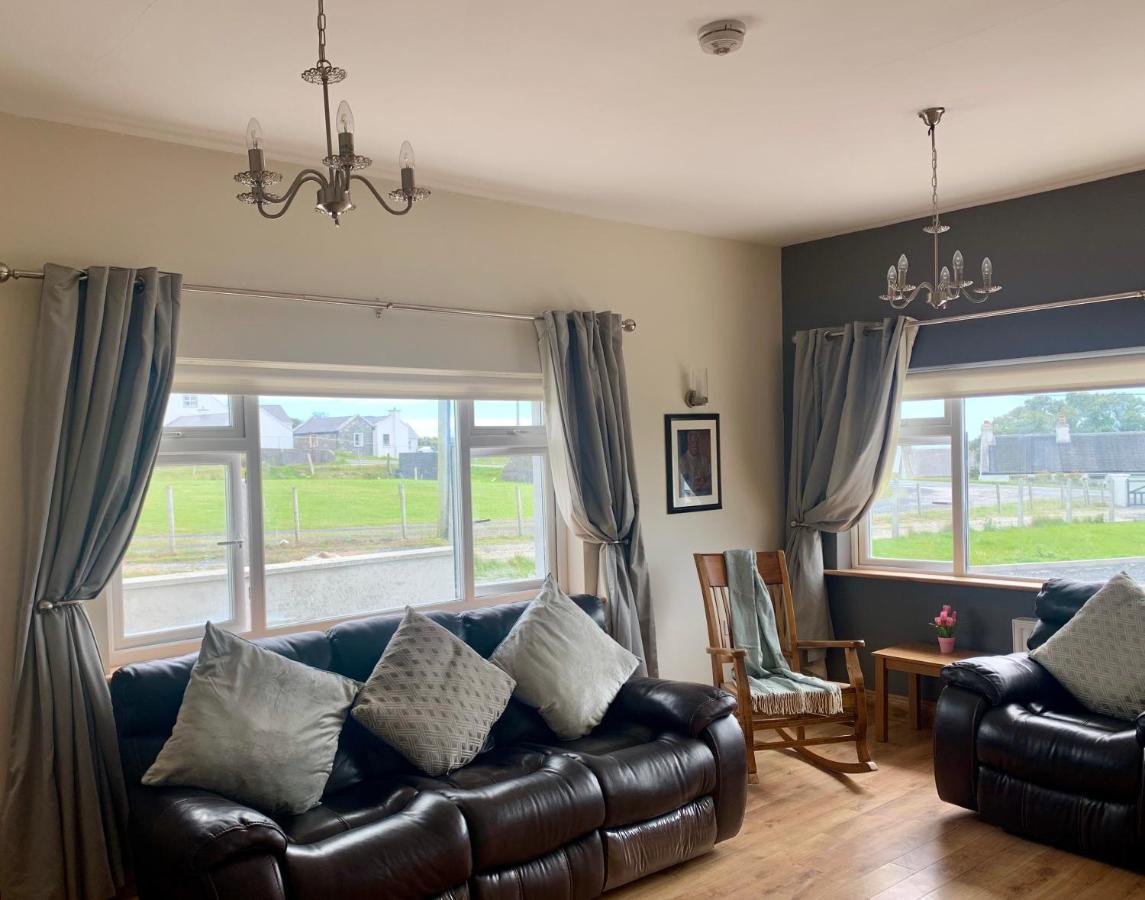 Wild Atlantic Way Cottage Dooagh 外观 照片