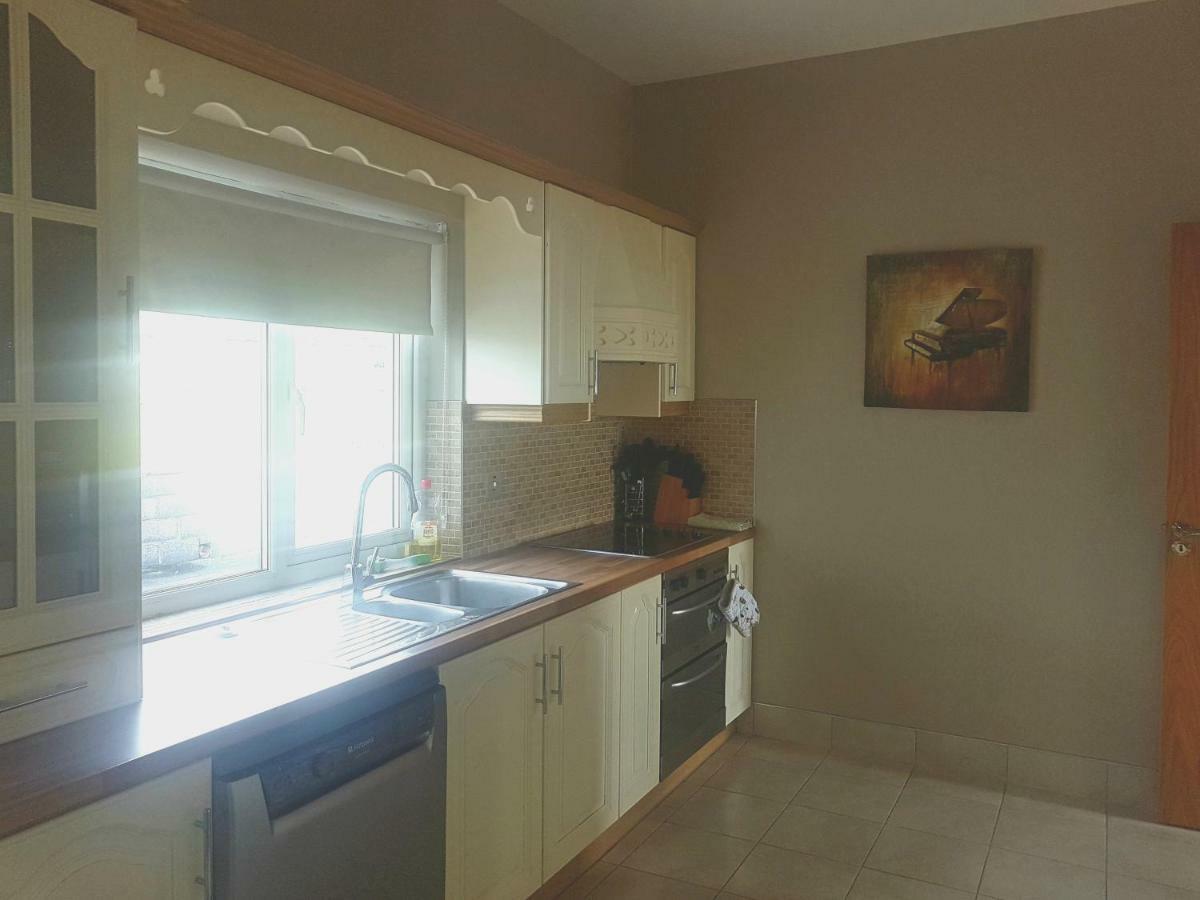 Wild Atlantic Way Cottage Dooagh 外观 照片